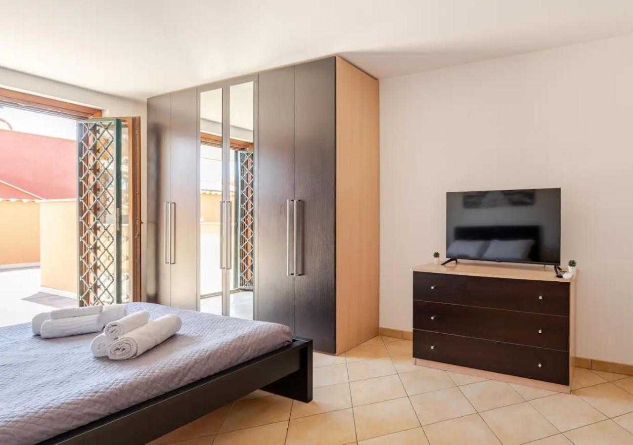 Garden Villa - Free Parking, Wi-Fi E Netflix Fiumicino Ngoại thất bức ảnh